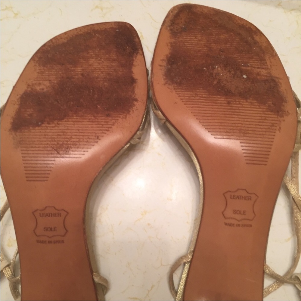 STUART WEITZMAN “Converge” ORO Gold Sparkle Lame Heels - Picture 12 of 14